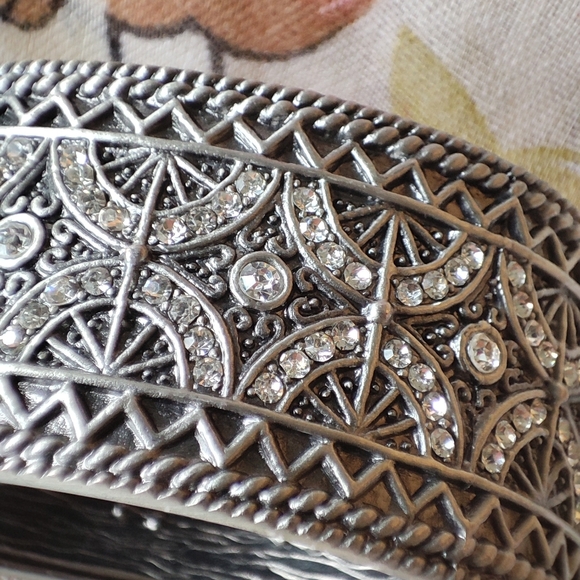 Art Deco Reproduction Clamper Pewter Color Rhinestone Bracelet MINT Condition - Picture 6 of 10